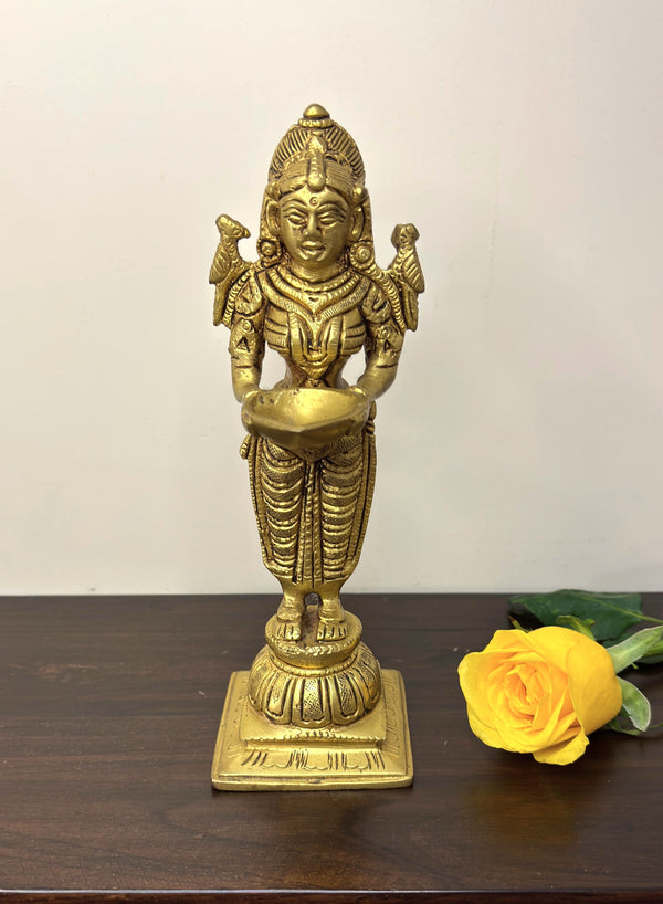 8 Inches Brass Deep Lakshmi I Yathashilpam Brass Paavai Villaku I Brass Lady with a Lamp