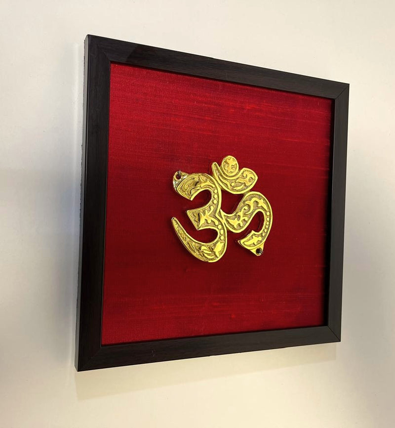 This wall art is designed keeping in mind the spiritual and traditional Indian theme.