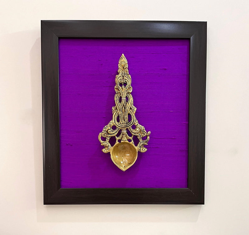 Fine quality Handcrafted Wall art ideal for creating the Festive Ambience.