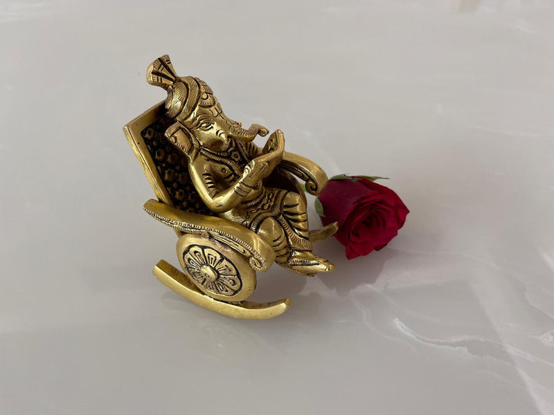 Brass idols are said to bring peace, tranquility, harmony and happiness in a household where they are kept
