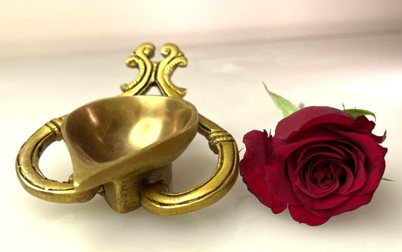 The warm light of the Diya is considered auspicious and represents enlightenment, prosperity, knowledge and wisdom