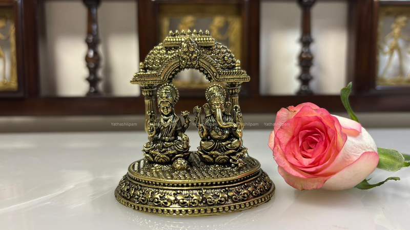 Worshipping Lakshmi Ganesh: The Significance