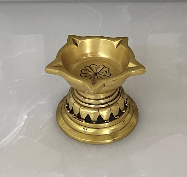 Yathashilpam Brass Panchmukhi Decorative Diya