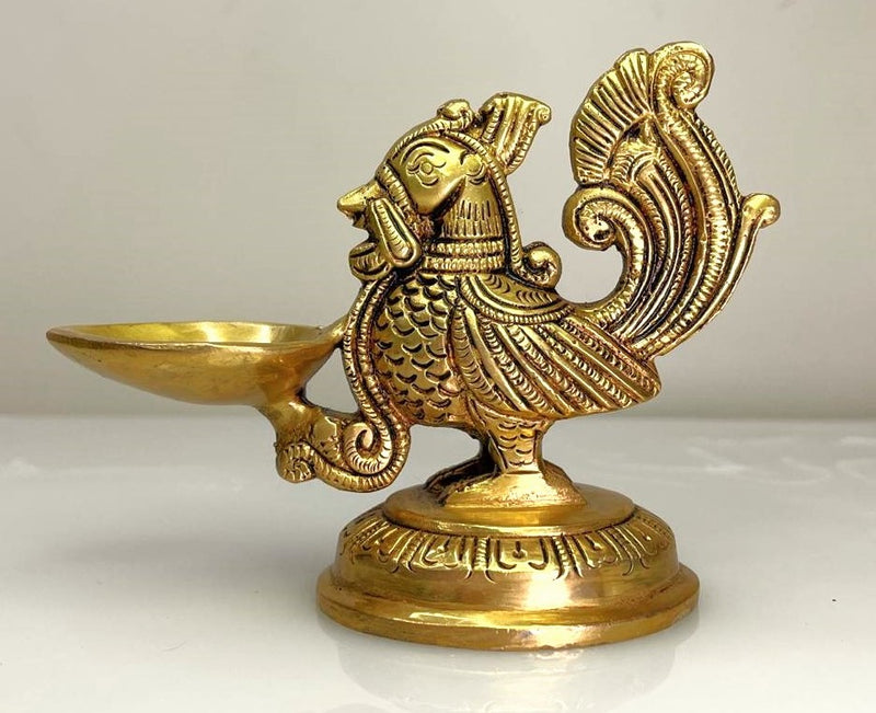 This Annapakshi Diya is made of fine Brass having Golden Yellow Antique finish