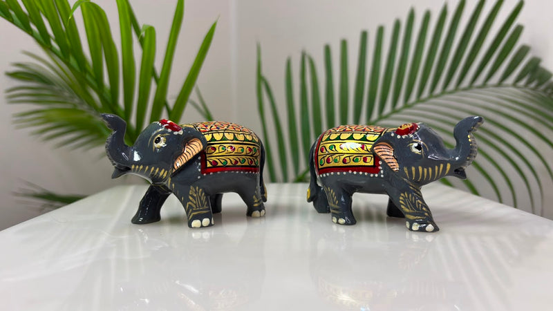 Trunk up Elephant 