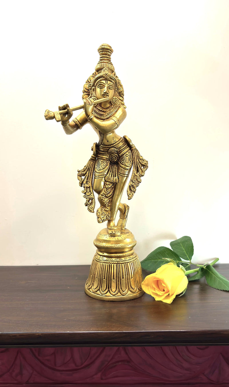 The Tribhanga Posture