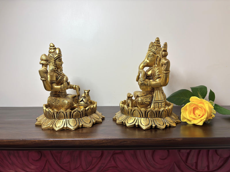 This idol set is made of fine Brass having Golden Yellow finish having elegant carvings and antique look